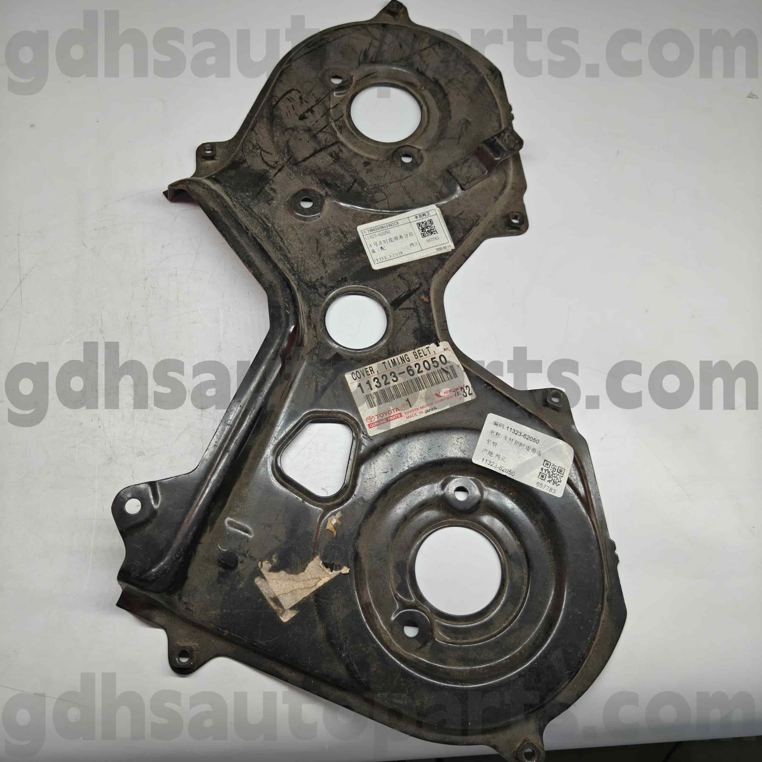 11323-62050 Toyota Originálne diely Kryt rozvodu pre LAND CRUISER PRADO, TACOMA, GRANVIA podvozok č.5VZFE..VZN18#