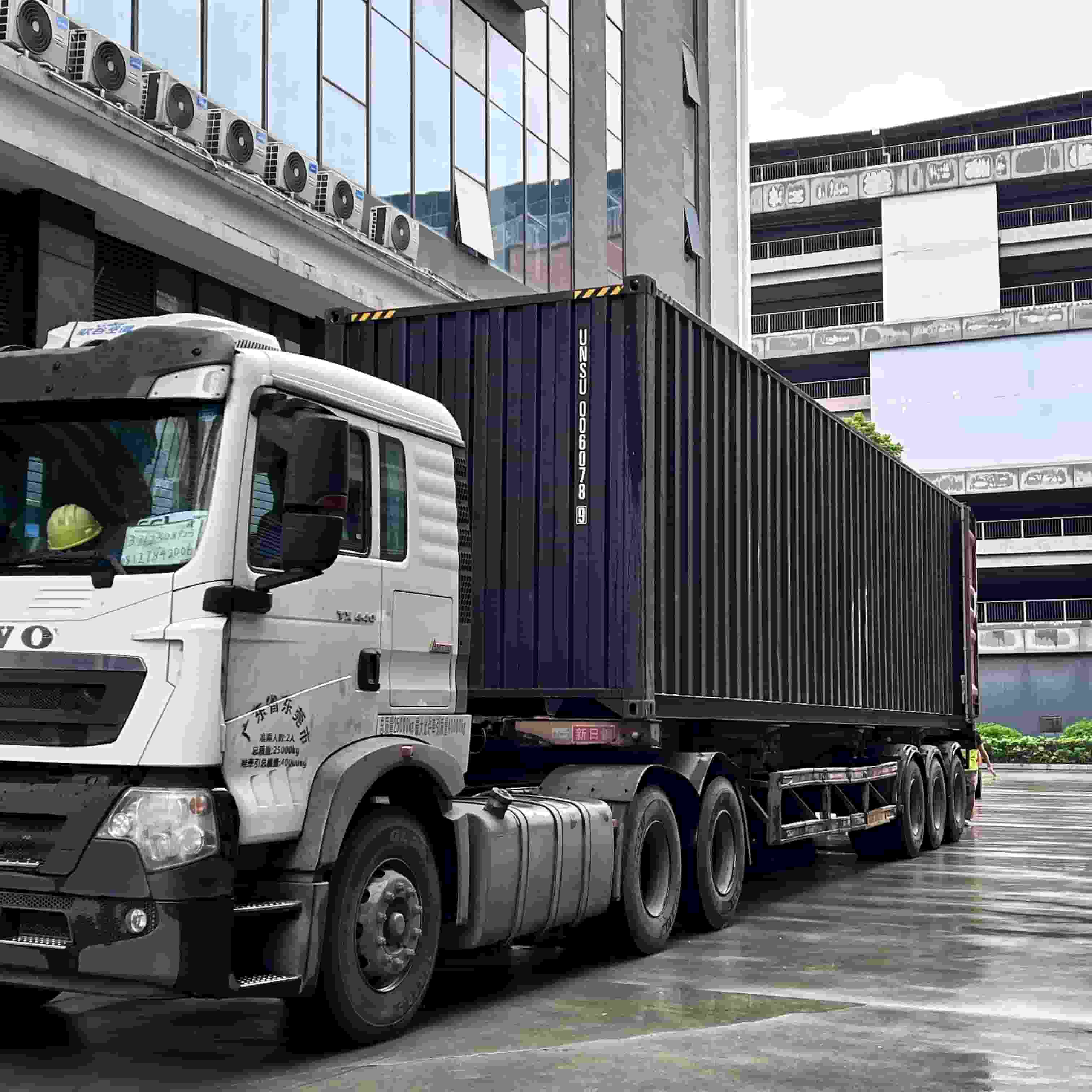 Hengsheng Auto Parts úspešne dokončuje úlohu načítania kontajnerov