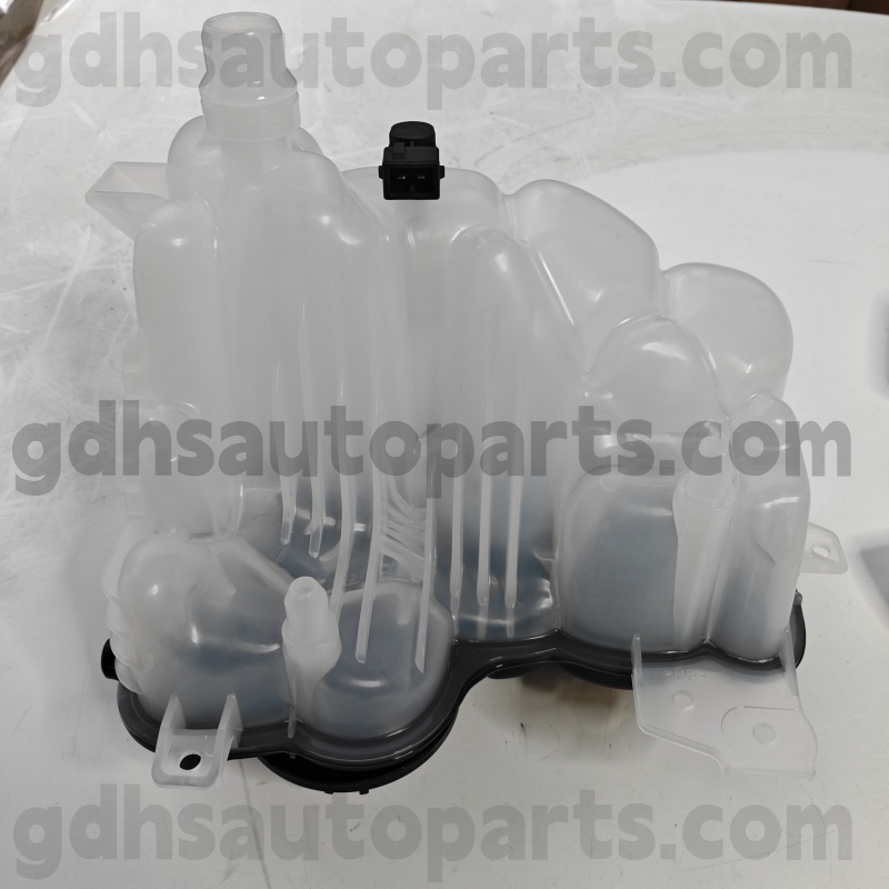 996316 Expanzná nádrž Nissens pre Range Rover Velar Oe č. LR128194
